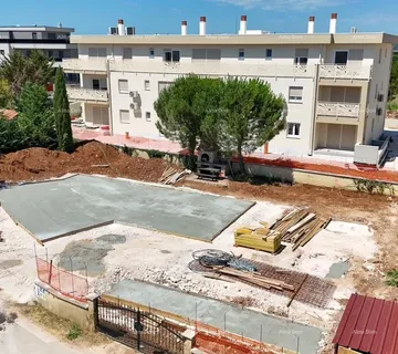 Stan Top ponuda! Stan u novogradnji s dva parkirna mjesta, Štinjan! - Štinjan, Pula