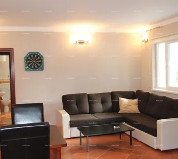 Stan Rovinj – prizemni stan s vrtom, 60 m²