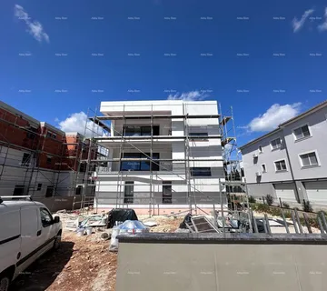 Stan Prodaja stana/penthouse u novogradnji sa velikom terasom, Štinjan! - cover