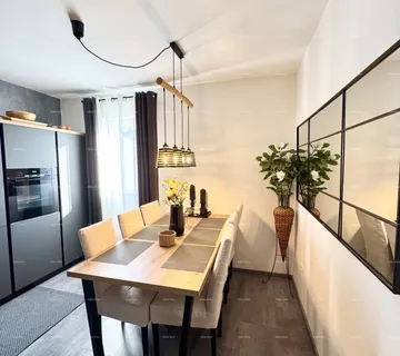 Stan MODERNO UREĐEN STAN– UMAG | 60 m²