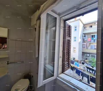 Stan Odličan stan u srcu grada, Pula.