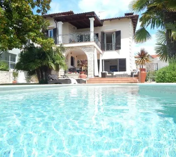Kuća Vila, prvi red uz more, Umag!