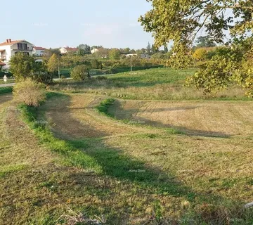 Građevinsko zemljište Građevinsko zemljište Pazin - 3.153m2