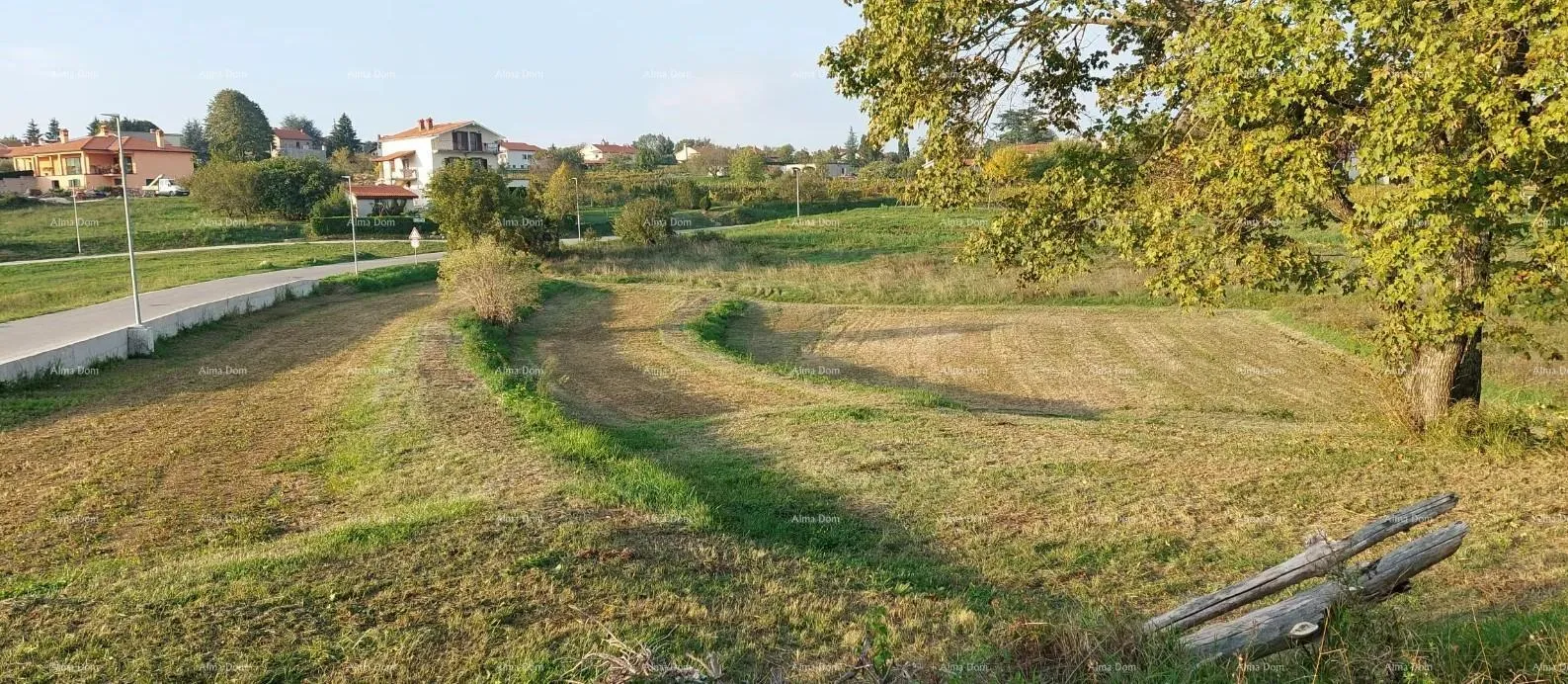 Građevinsko zemljište Građevinsko zemljište Pazin - 3.153m2 - cover
