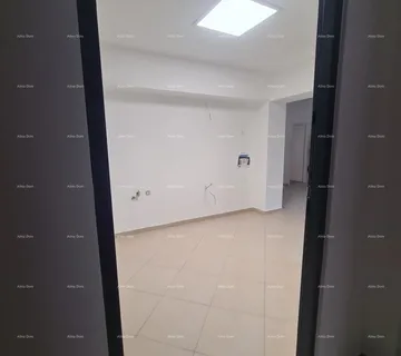 Stan Blizina centra . Istra. Pula. Veli vrh.