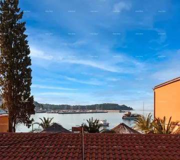 Stan Rovinj – Stan s pogledom na more u samom centru, 50 m od mora