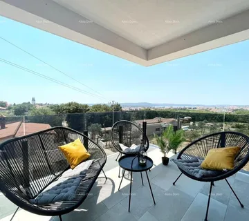 Kuća Moderna kuća s bazenom u Medulinu, idealna za obitelj ili investiciju!