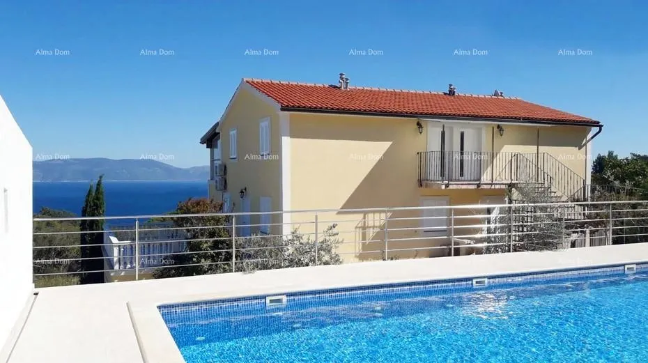 Kuća Labin, Apartmanska kuća s bazenom i pogledom na more - cover