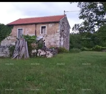 Kamena kuća Prodaja istarske kamene kuće za kompletnu renovaciju na velikoj parceli od 4500 M2. Oprtalj - cover