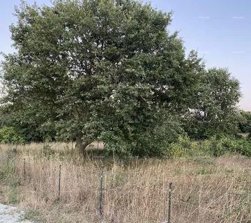 Građevinsko zemljište MEDULIN - Prodaje se građevinska parcela, 634 m2
