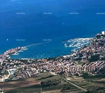 Građevinsko zemljište UMAG, Prodaje se građevinsko zemljište 2508m2, T2
