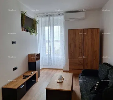 Stan Moderno uređen stan s pogledom na more – Pula, Stoja