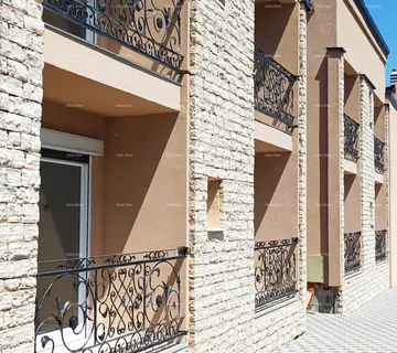 Kuća Novoizgrađena apartmanska zgrada u blizini Rovinja