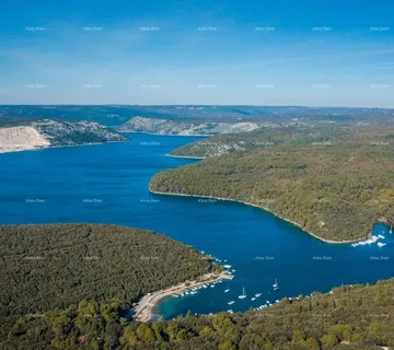 Građevinsko zemljište BARBAN - Građevinsko zemljište + veliko poljoprivredno s pogledom na more - cover