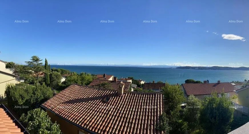 Kuća Umag, Crveni Vrh, kuća s tri odvojena apartmana - cover