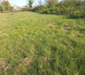 Građevinsko zemljište Građevinska parcela s projektom!