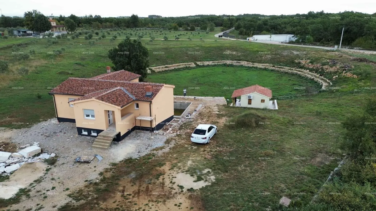 Kuća Prodaja kuće sa bazenom i okućnicom, Svetvinčenat - cover