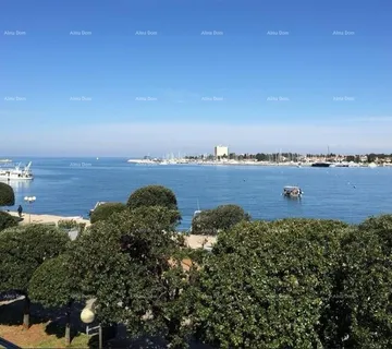 Stan Umag, Pogled na more!!! Moderan stan u centru Umaga – 50 m od mora