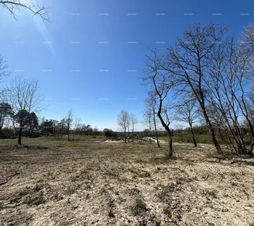 Građevinsko zemljište PAZIN (Istra) - građevinsko zemljište 1543 m2, u zelenoj zoni