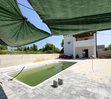 Kuća Prodajemo renoviranu Istarsku kamenu kuću u okolici Žminja! - cover