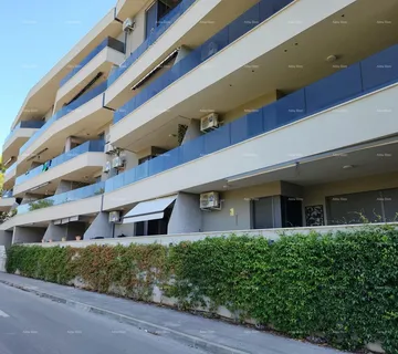 Stan STOJA Moderni stan s terasom 80 m², 100 m od mora u Puli!