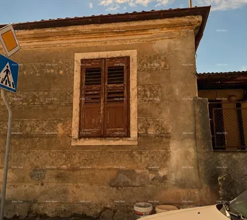 Kuća ISTRA, PULA - Kuća u nizu za adaptaciju u centru grada