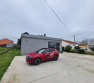 Kuća Pula Šišan. Kuća s poslovnim prostorom!
