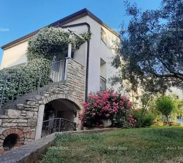 Stan Prodaje se dvoetažni stan, 82 m2, u Brtonigli - Brtonigla