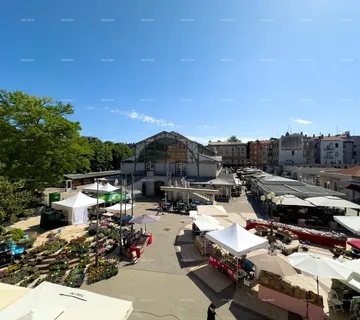 Stan Predivan, renovirani stan u strogom centru, na gradskoj tržnici, Pula!