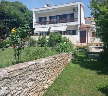 Kuća Prodaje se kuća, Medulin