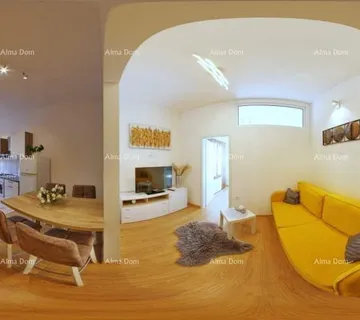 Stan Pula, 2-sobni stan u centru, 31 m² + terasa i vrt