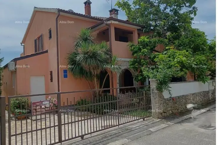 Kuća ROVINJ – APARTMANSKA ZGRADA NA MIRNOJ LOKACIJI, IDEALNA ZA INVESTICIJU - cover