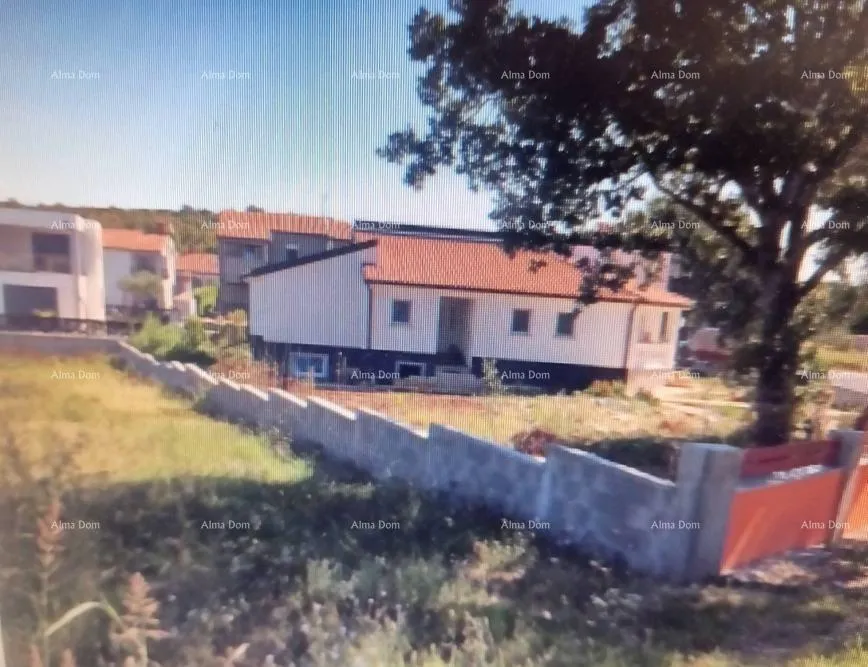 Građevinsko zemljište Prodaje se građevinsko zemljište, Poreč, 1000m2 - cover