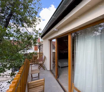 Poslovni prostor Potpuno nov bed and breakfast u centru Pule! - cover