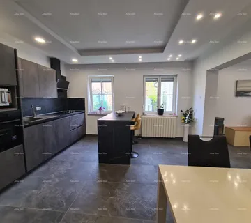 Kuća MEDULIN, KUĆA s ukupno 10 apartmana. Fucane