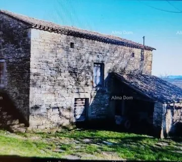 Građevinsko zemljište Građevinska parcela sa gospodarski objektom.
