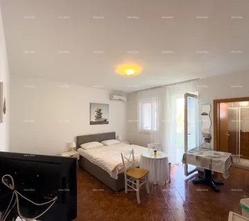 Stan Blizina hotela Belvedere. Prodajemo studio apartman na odličnoj lokaciji u Medulinu! - cover