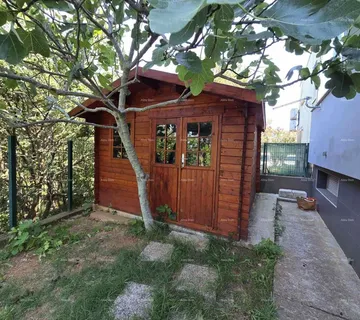 Stan Prostran stan s velikim vrtom – Pula