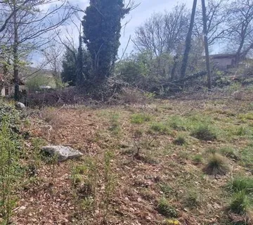 Građevinsko zemljište Prodaje se građevinsko zemljište, Pazin