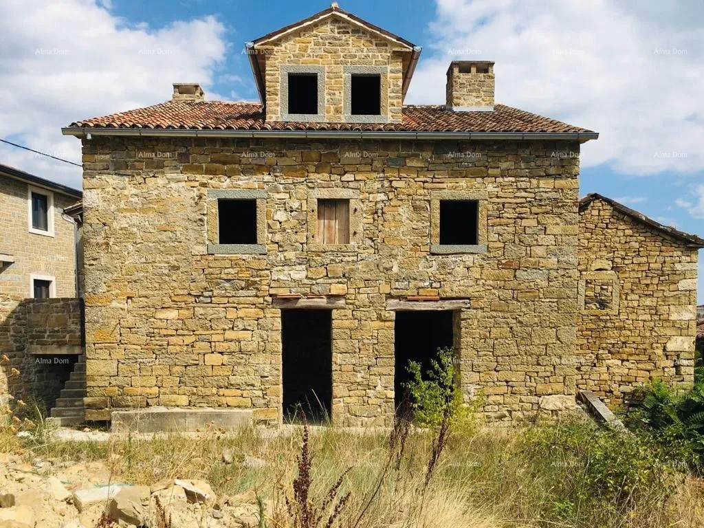 Kuća Kuća samostojeća stara za rekonstrukciju , blizina mjesta Motovuna. - cover