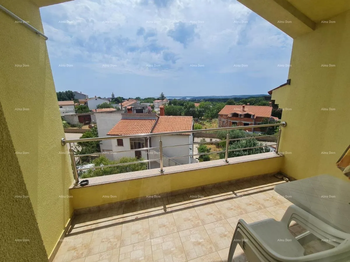 Stan Prodaja velikog, lijepo uređenog, namještenog stana sa pogledom na more, Ližnjan! - cover