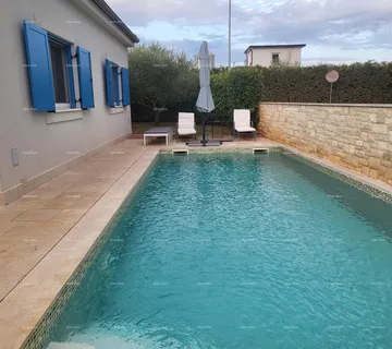 Kuća Novigrad, prizemnica s bazenom