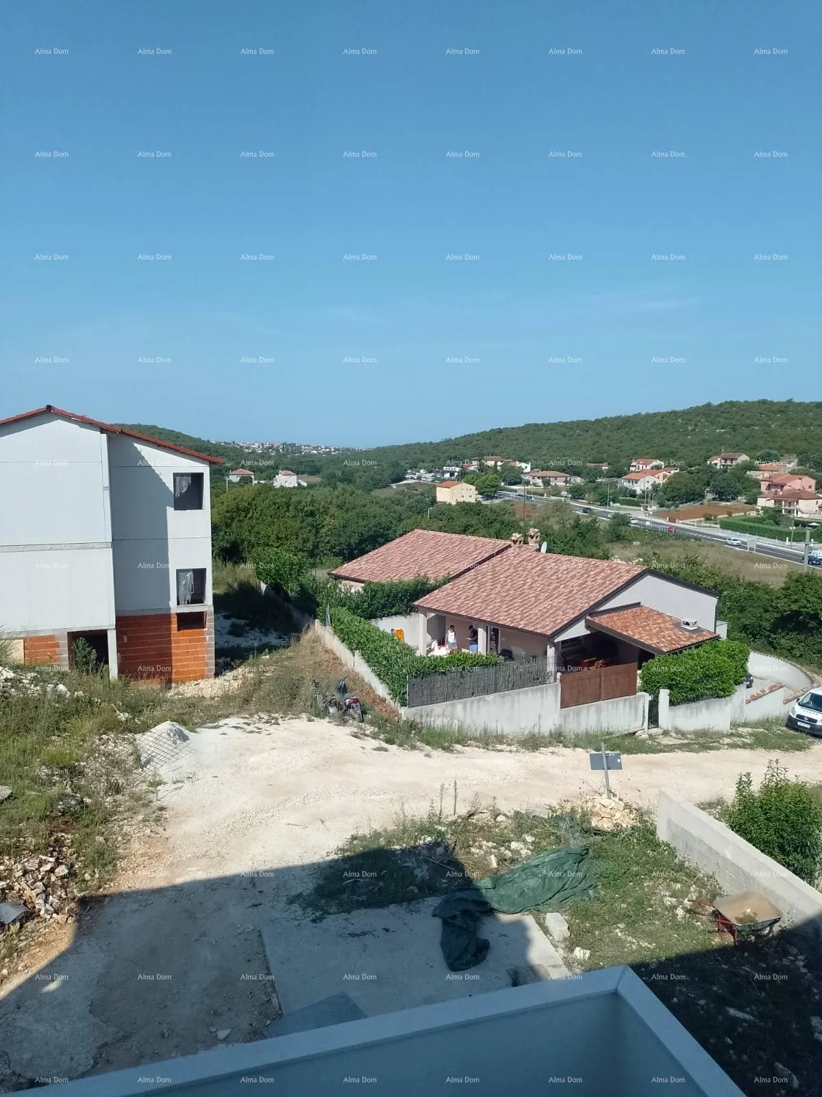 Kuća Prodajemo prelijepu kuću, Rovinjsko selo - cover