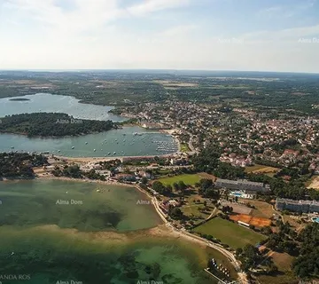 Kuća Blizina turističkog mjesta Medulina, legalizirana kućica, desetak minuta lagane šetnje do rive.