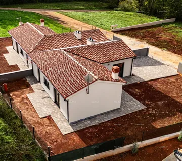 Kuća BARBAN, KOŽLJANI - Novogradnja / Dupleks, lijevi dio. Ekolloško mjesto