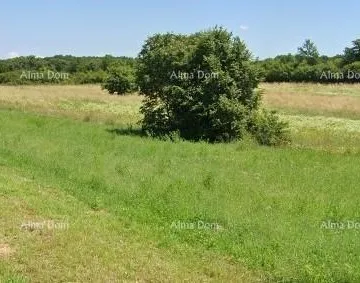 Građevinsko zemljište Krnica – Građevinsko zemljište 889 m² s projektom i dodatnim poljoprivrednim zemljištem 2.716 m²