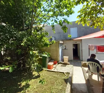 Kuća Pula!  Prizemnica s velikim vrtom i terasom. - cover