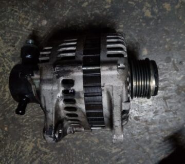 Alternator sa vakum pumpom Opel Astra h - cover