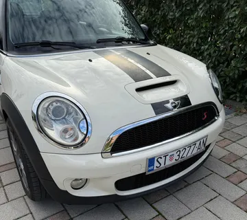 Prodaje se Mini Copper S Hr auto - cover