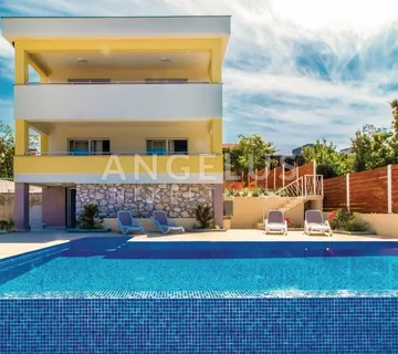 Kvarner, Crikvenica - Moderna kuća s bazenom 238m2